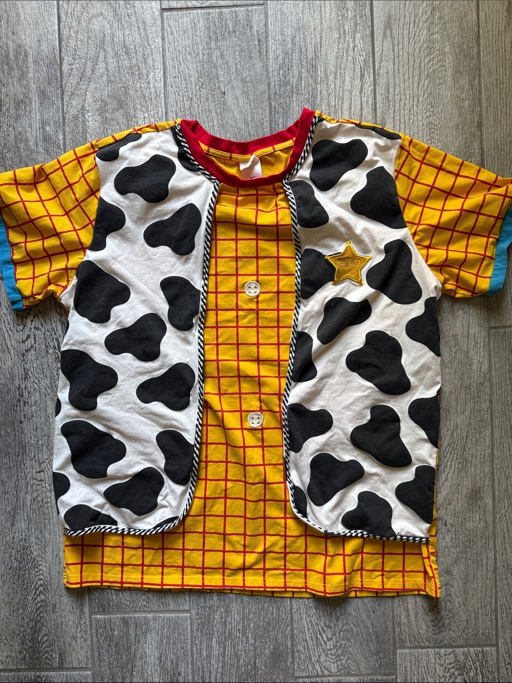 GUC-Toy Story Adult XL Yellow Plaid Sheriff Vest Tee with Black Cow Print